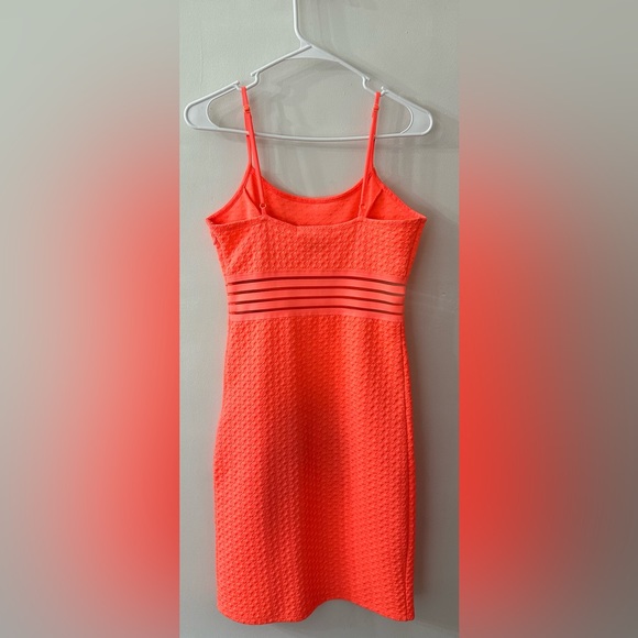 Sans Souci’s #95652 neon pink dress NEVER WORN❗️ - Picture 2 of 3